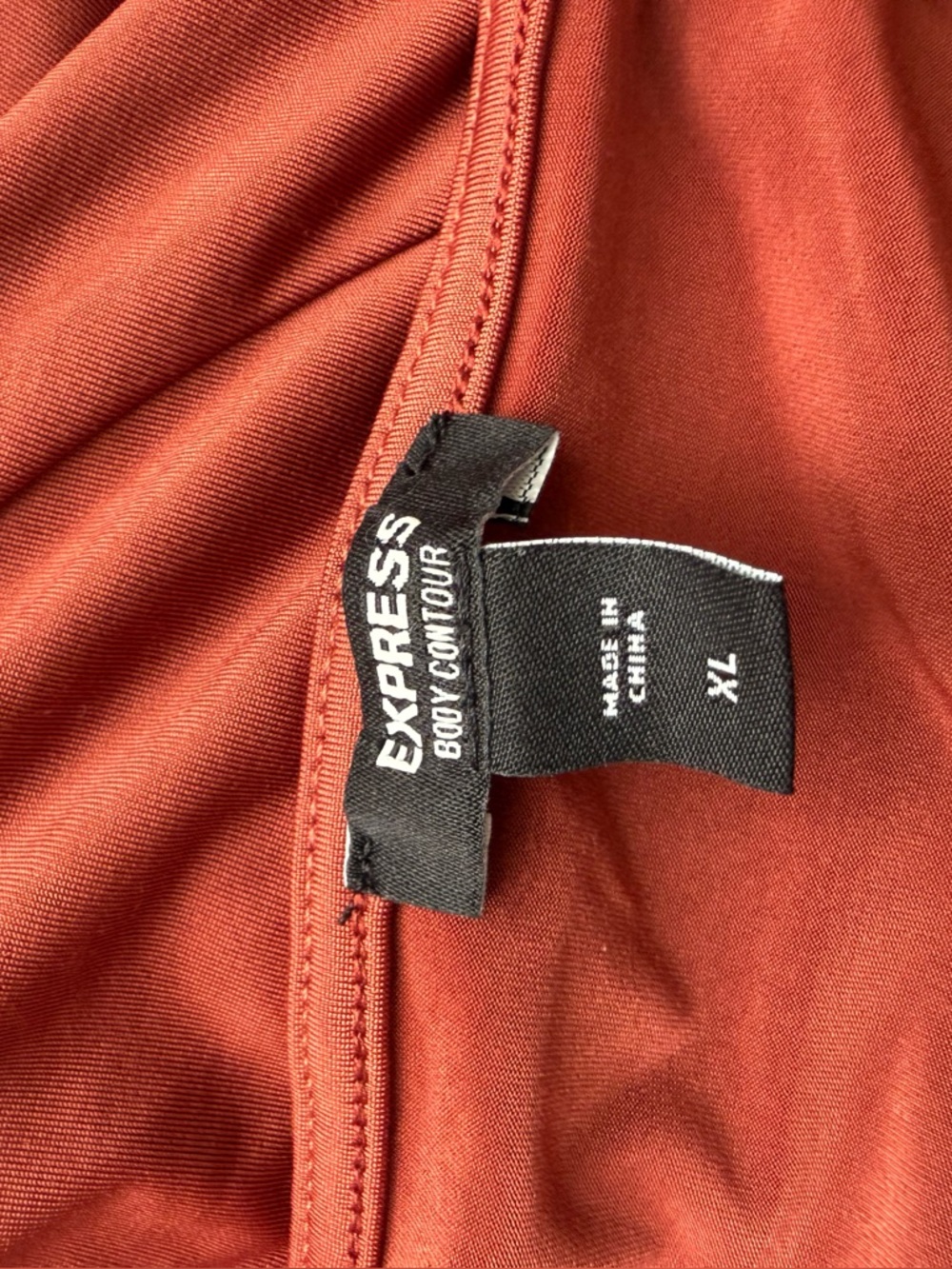 Express Body Contour Silky Ruffle Overlay V-Wire Crop Top - Picture 3 of 3